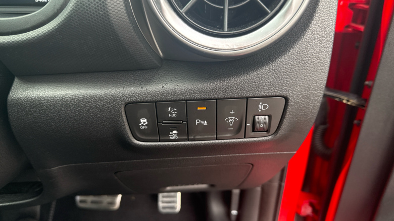 Hyundai KONA 150kW Ultimate 64kWh 5dr Auto Electric Hatchback